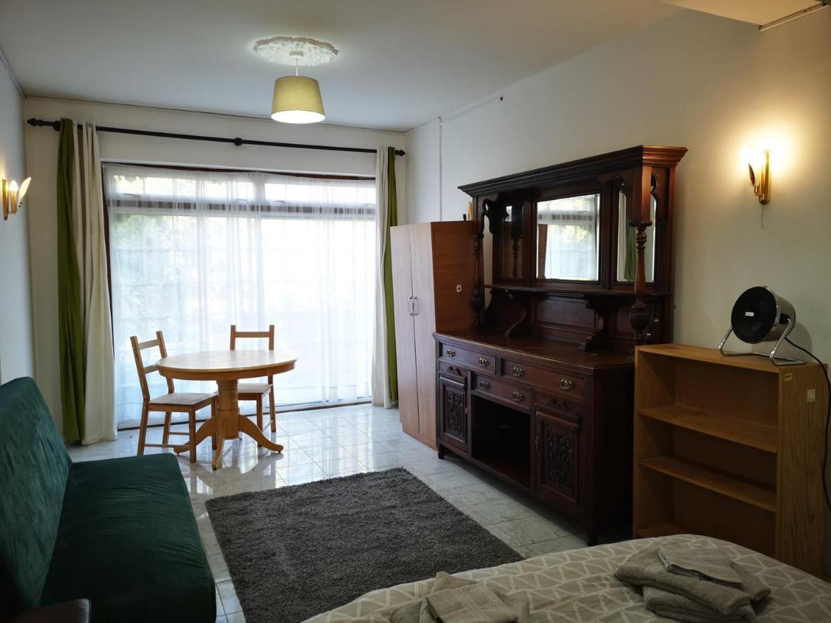 Large Spacious Property In Zone 2 Лондон Екстериор снимка